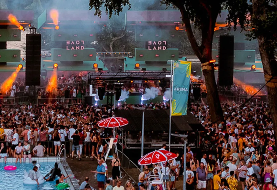 The code outdoors, read from the crowd